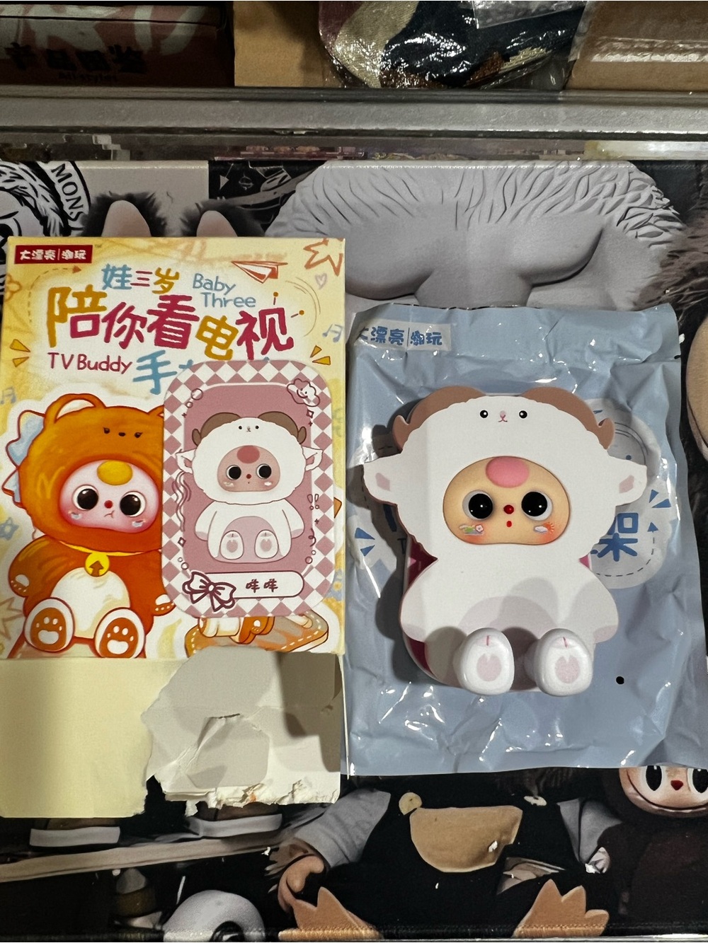 Baby Three TV Buddy Monkey Phone Stand